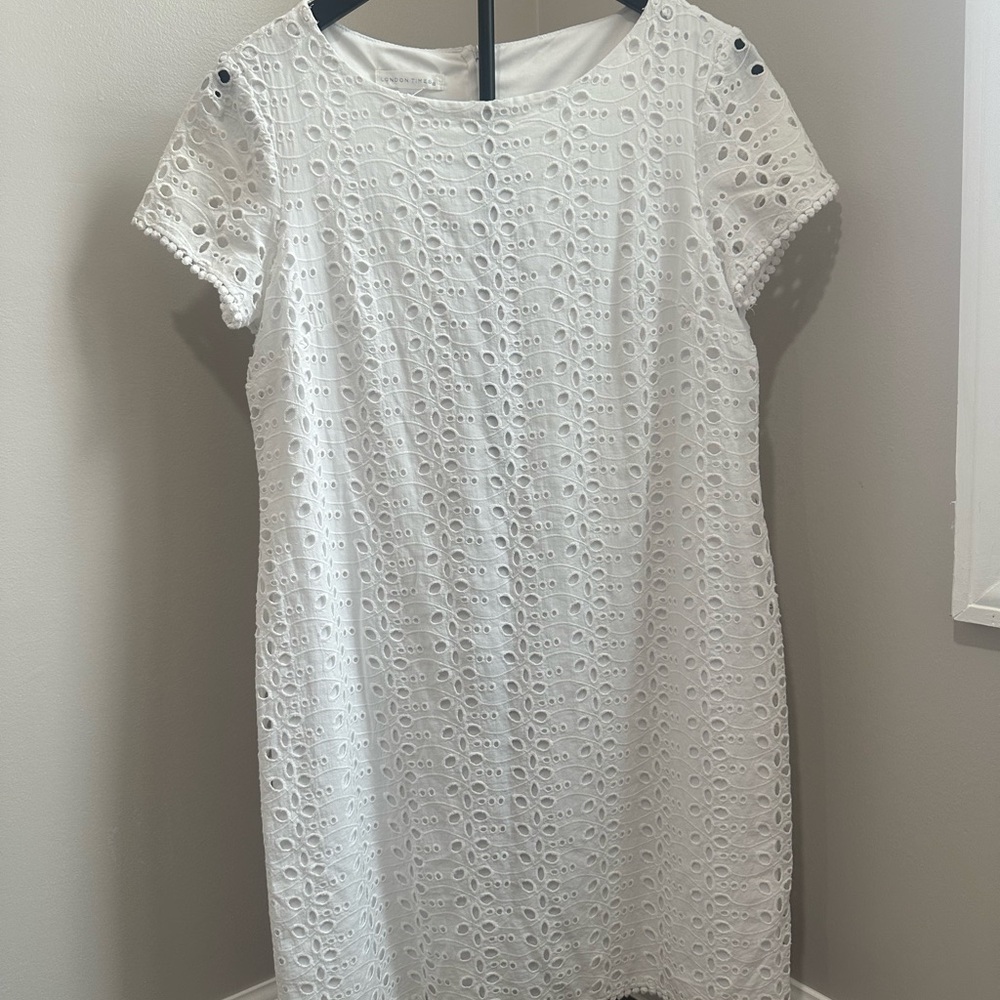London Times 100% Cotton White Eyelet Short Sleeve Shift Mini Dress - Picture 2 of 12